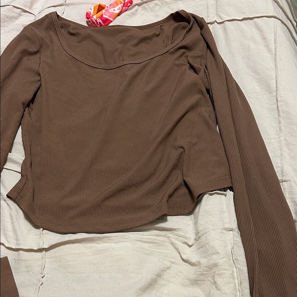 SHEIN Brown Long Sleeve Crop Top